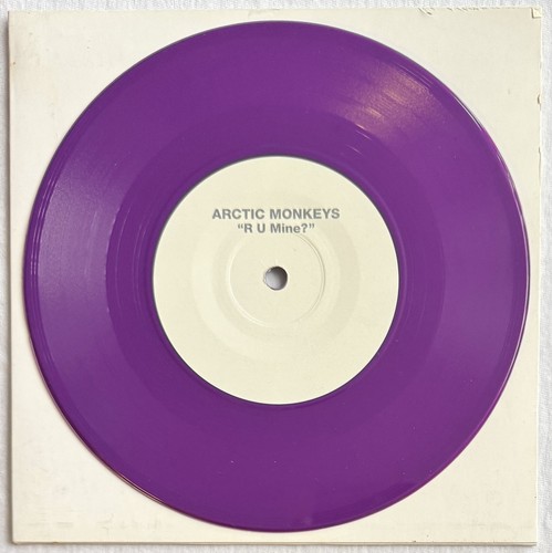 Arctic monkeys mine - monkeys, u
